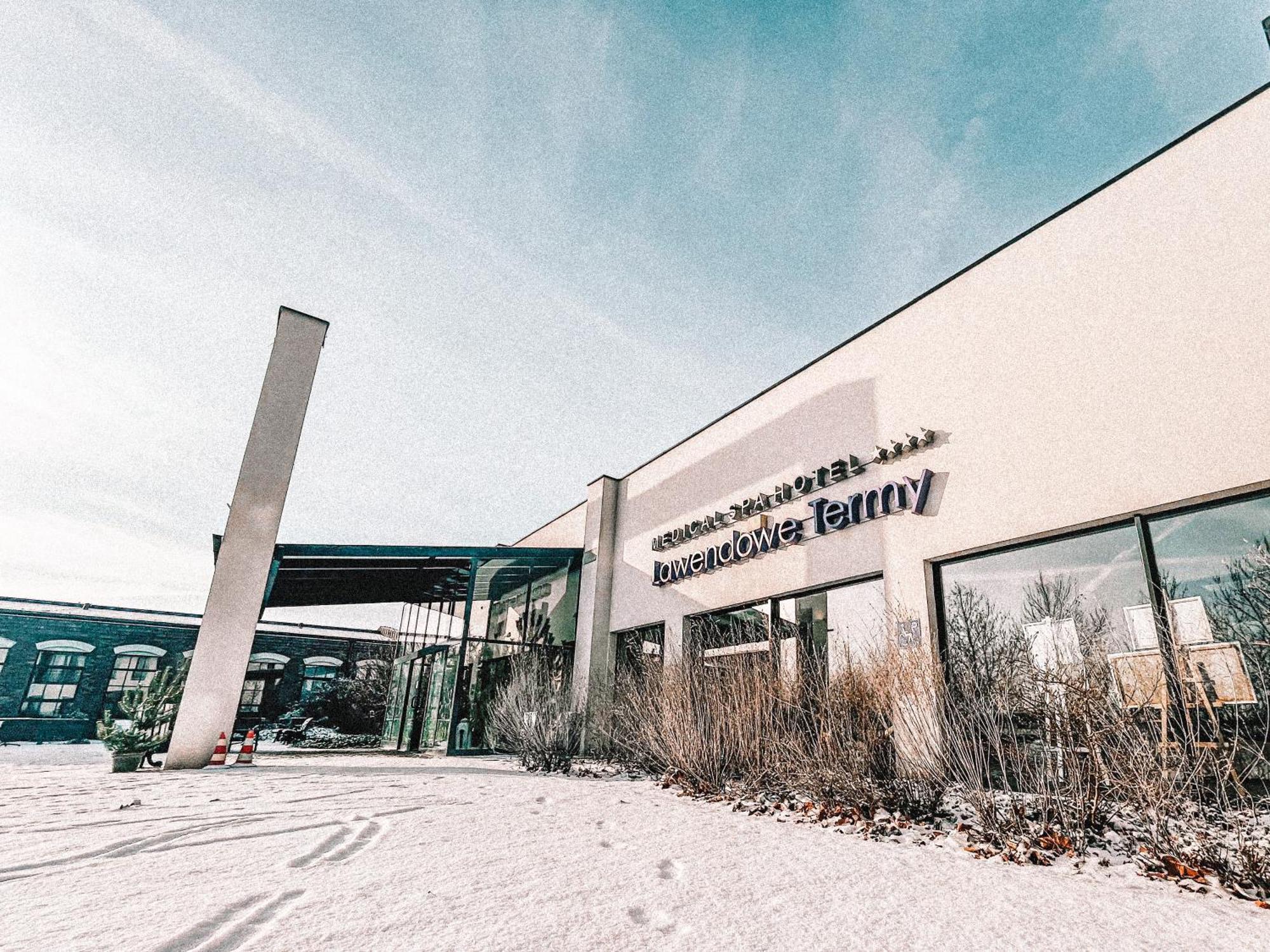 Lawendowe Termy Hotel Uniejow Exterior photo